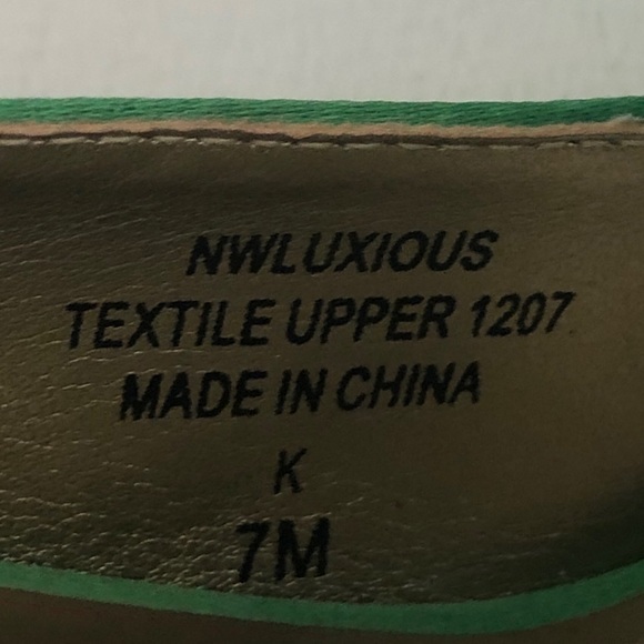 Nine West satin green heels 7 m - Picture 8 of 8